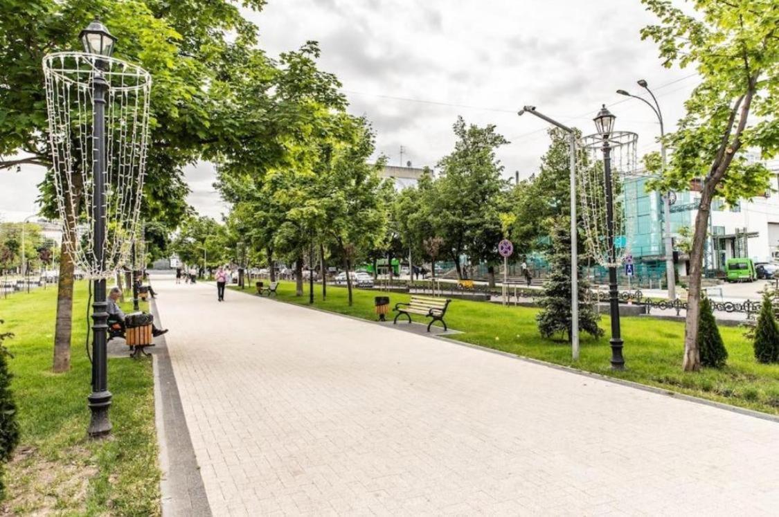 Lia*S Deluxe Apartment In The Center Кишинёв Экстерьер фото